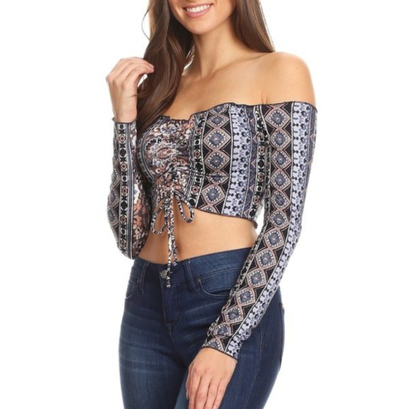 Holly Boho Off Shoulder Crop Top - Picture 6 of 7